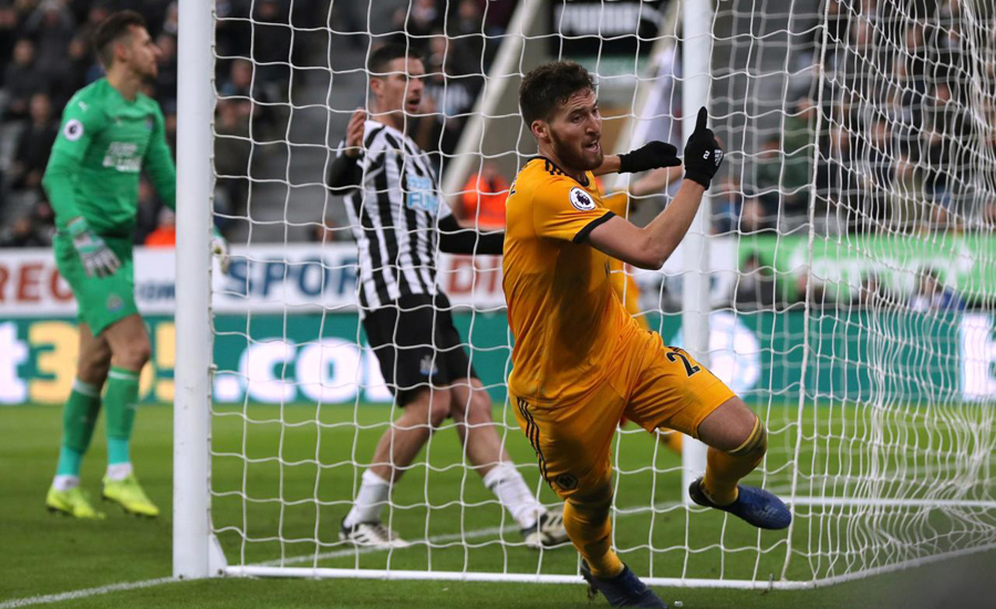 Newcastle beaten in added time by Wolves in Premier League
