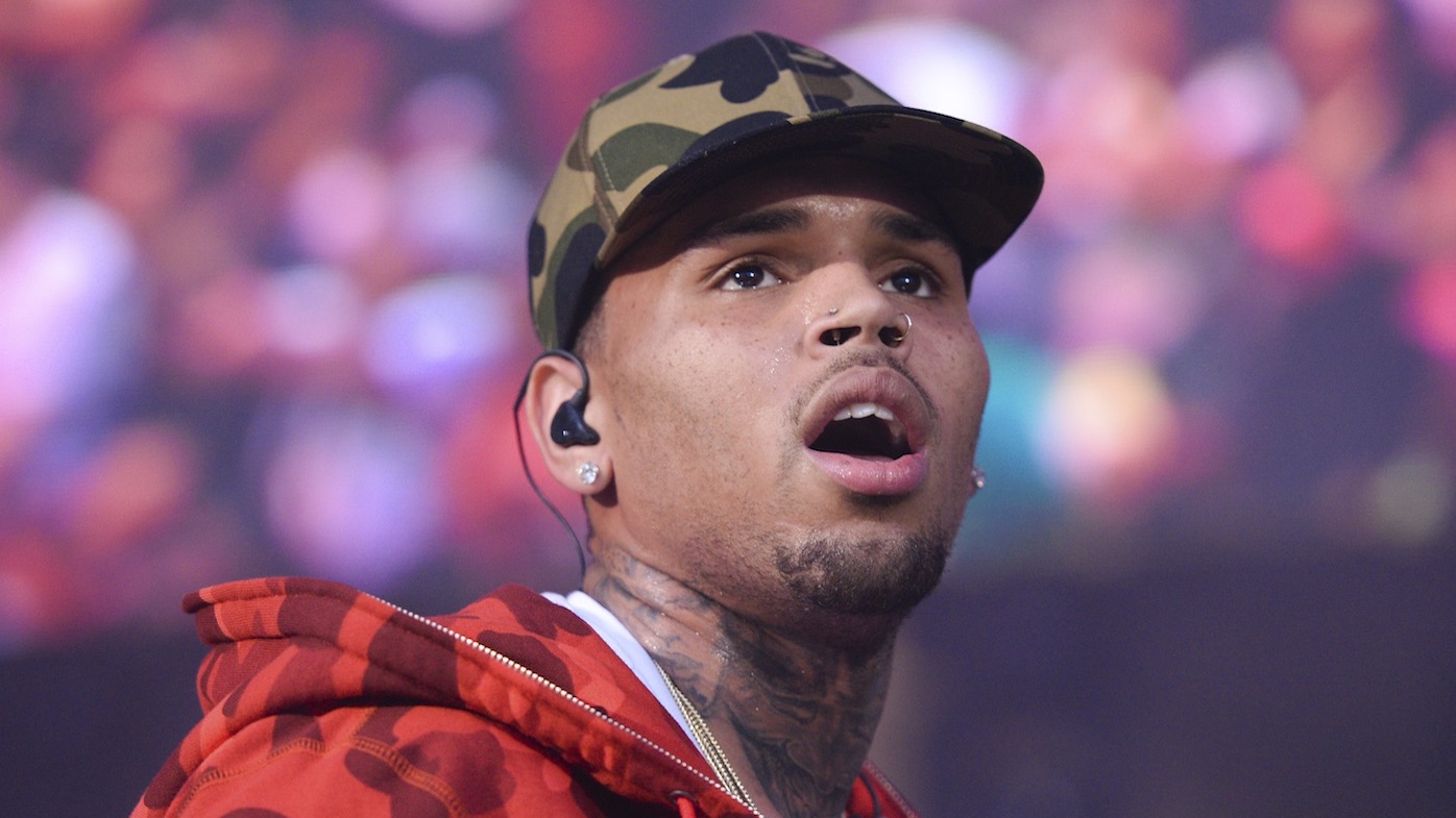 Chris Brown files slander case over Paris rape allegation