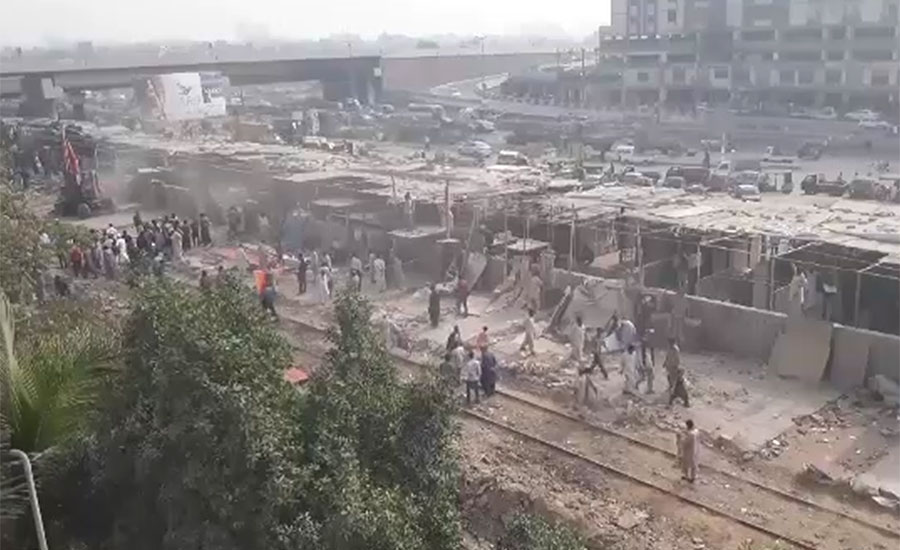KMC starts clearing illegal constructions in Karachi’s Hill Park