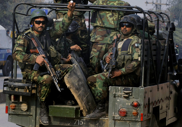 Security forces arrest terrorist in Peshawar