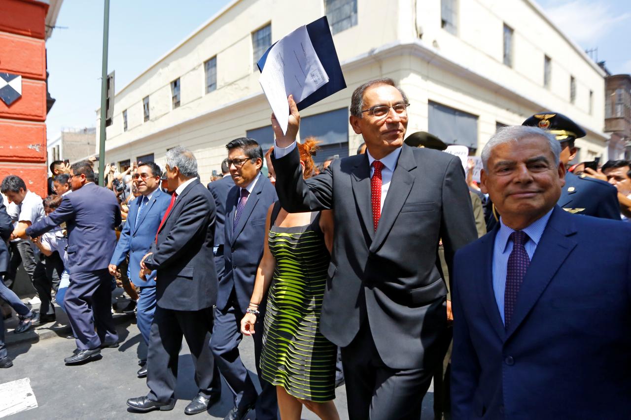 Peru attorney general reverses decision on graft probe