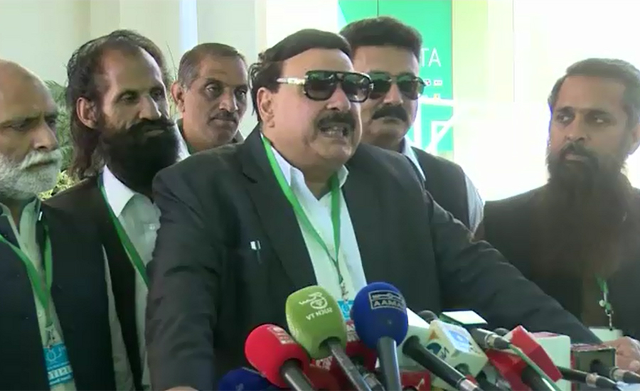 Sheikh Rasheed announces clean & green railway drive from Feb 1