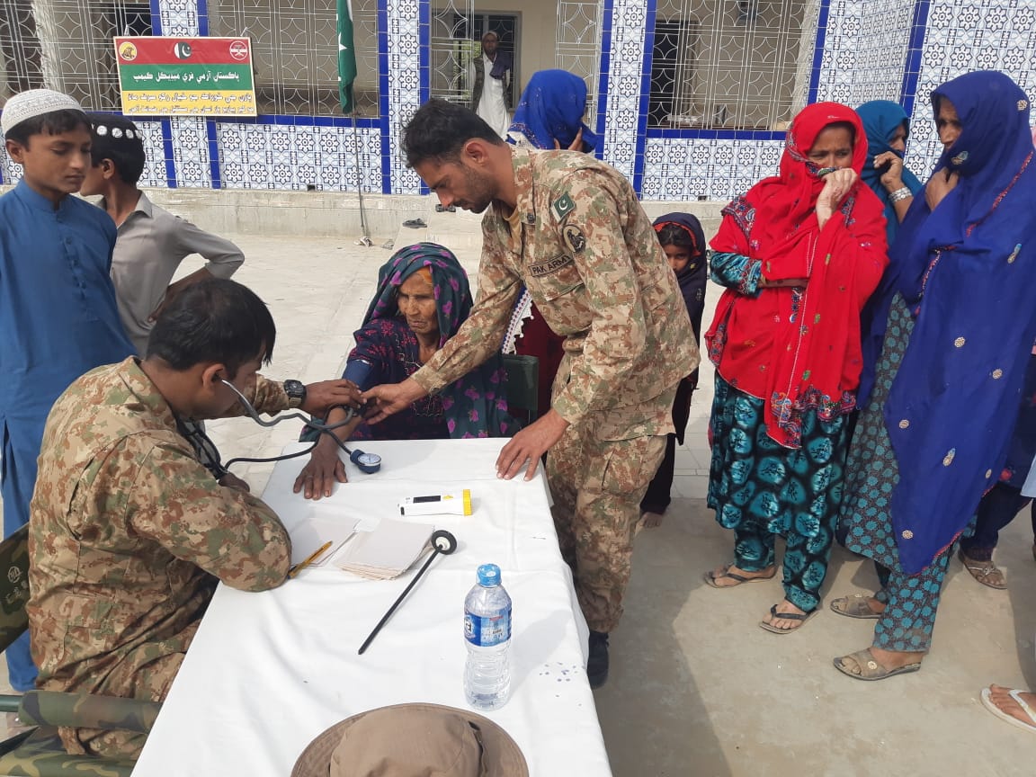 Pakistan Army establishes free medical camps in drought-hit Tharparkar