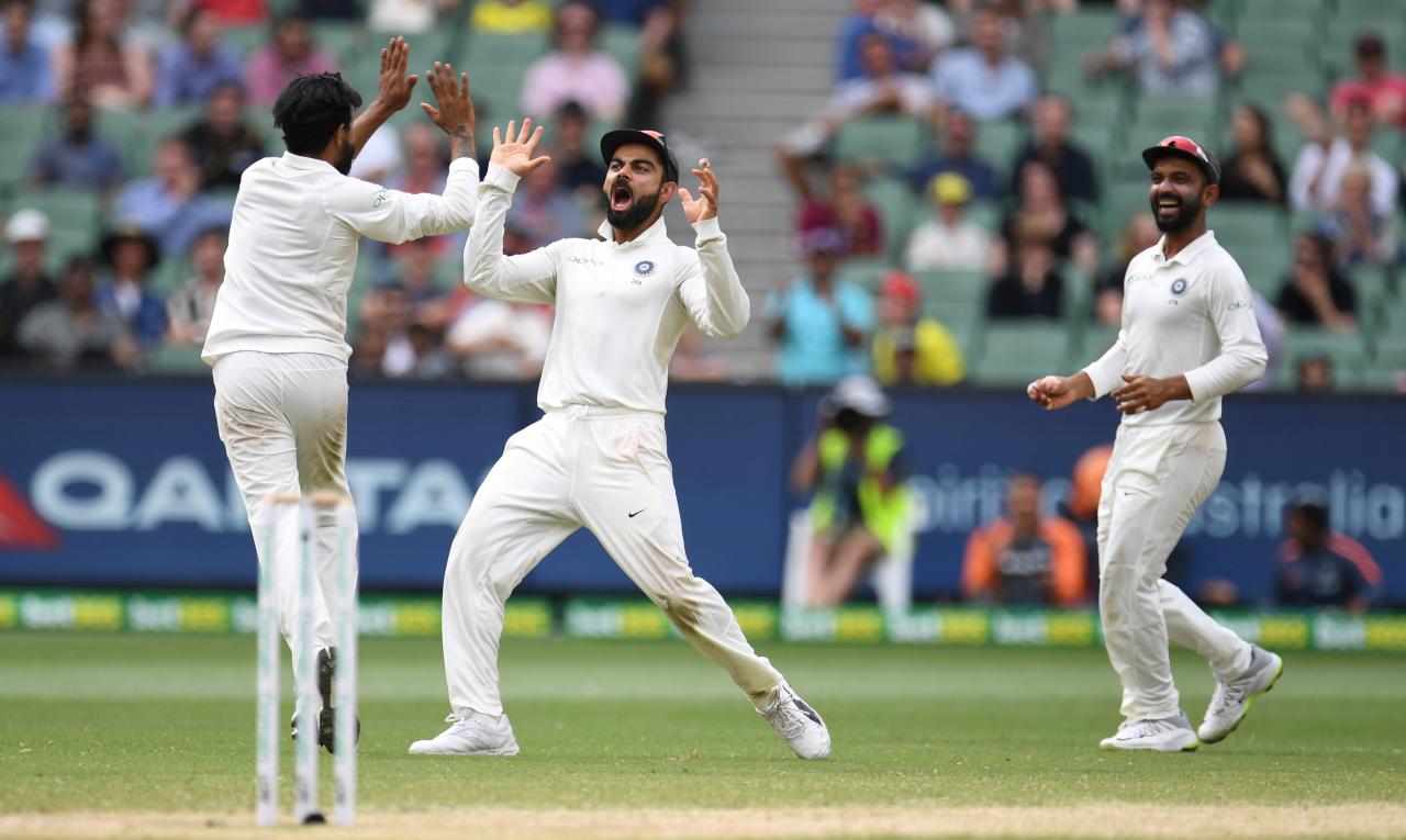 Australia strike early but India reach lunch on 69-1