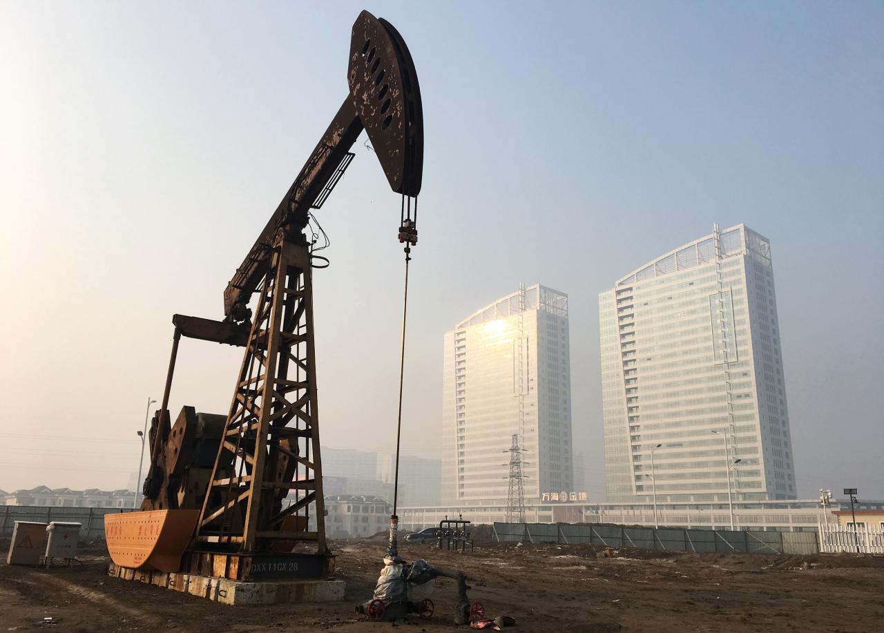 Oil rises to 2019 highs on strong China demand despite economic slowdown