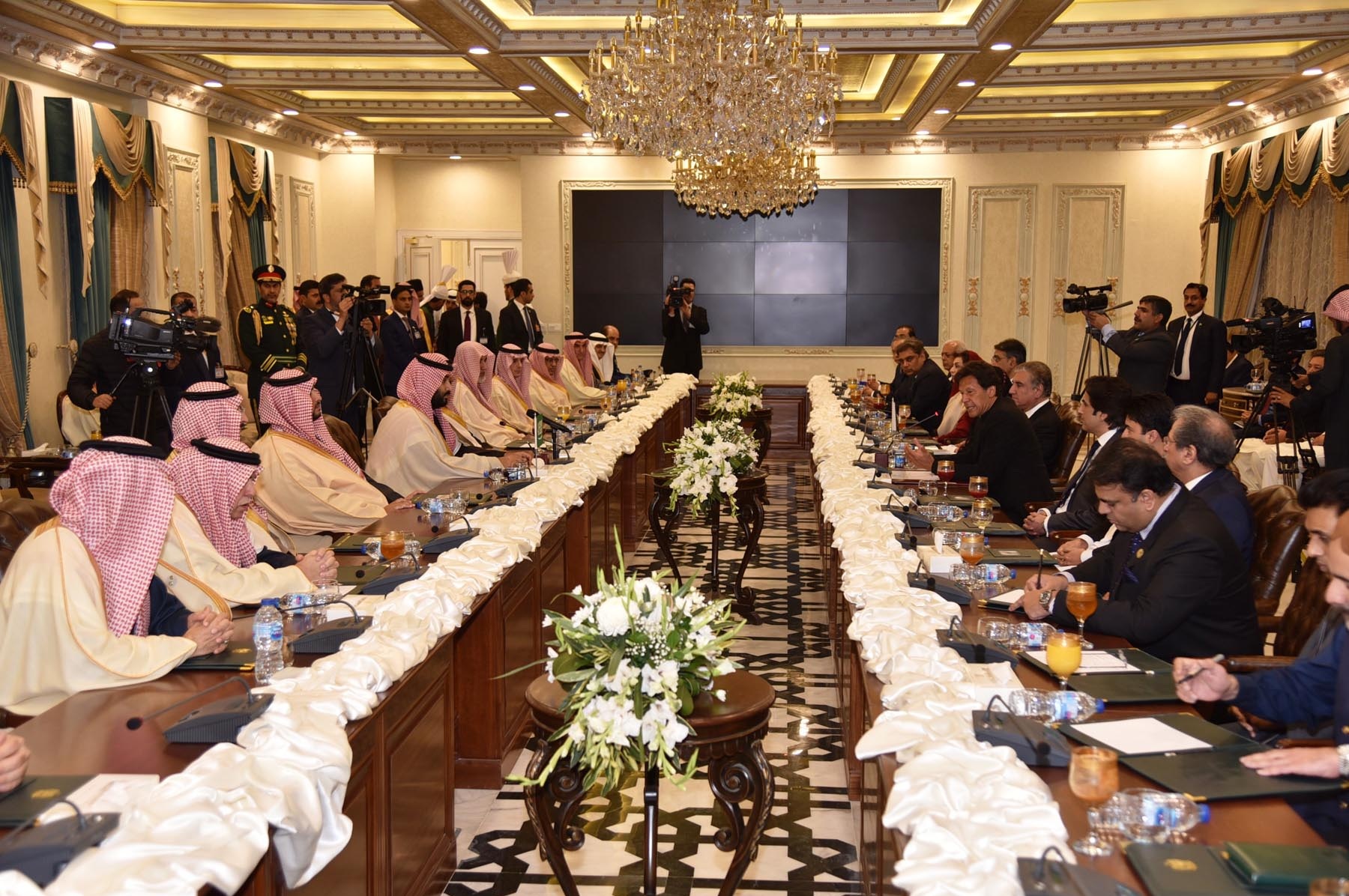 PM, Saudi prince jointly preside over meeting of Supreme Coordination Council