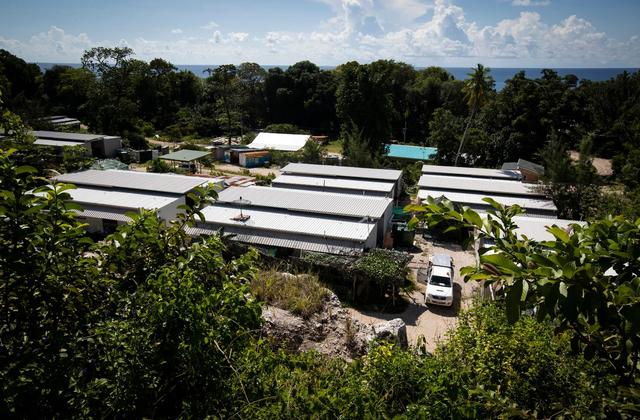 Australia says last asylum-seeker children will soon leave Nauru
