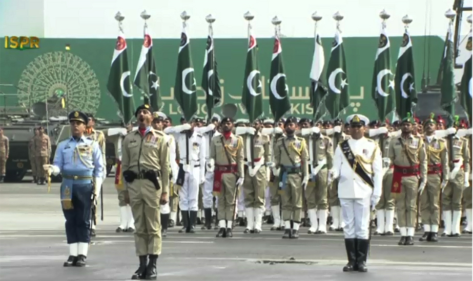 Armed forces hold spectacular parade on Pakistan Day in Islamabad