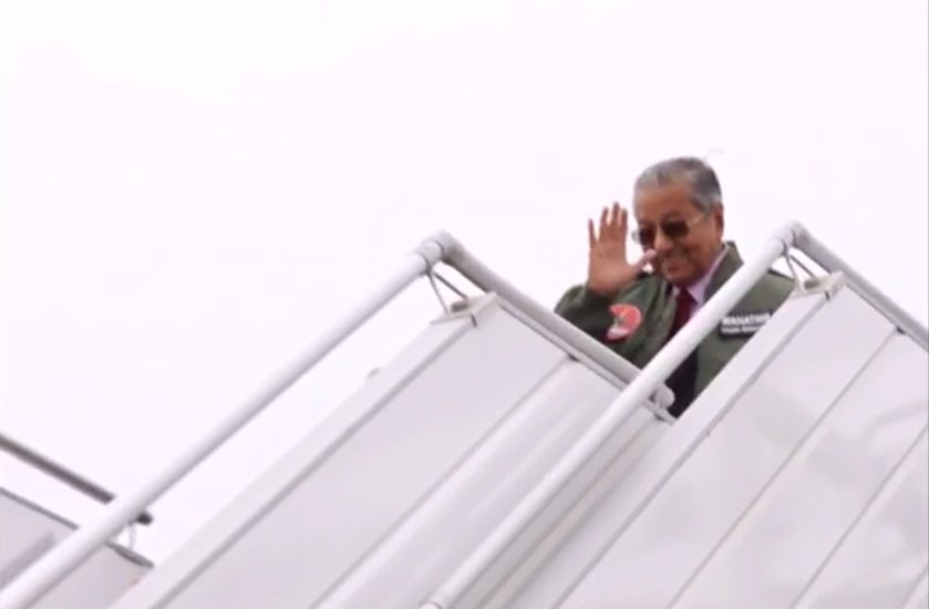 Malaysian PM Mahathir Mohamad leaves for homeland after Pakistan visit