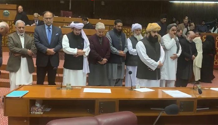 Opposition offers prayers before NA speaker’s dais for first time in history