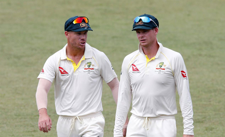 Smith, Warner meet with Australia team as bans near end