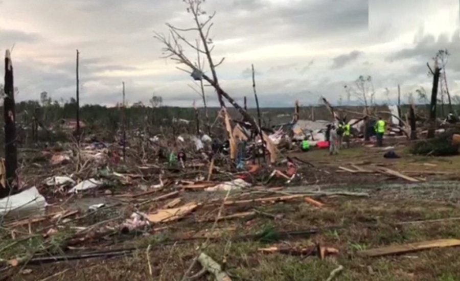 At least 22 dead in Alabama tornado, toll expected to rise