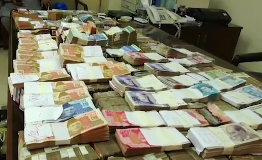 Dollar hoarding: FIA recovers billions of rupees from money exchanges