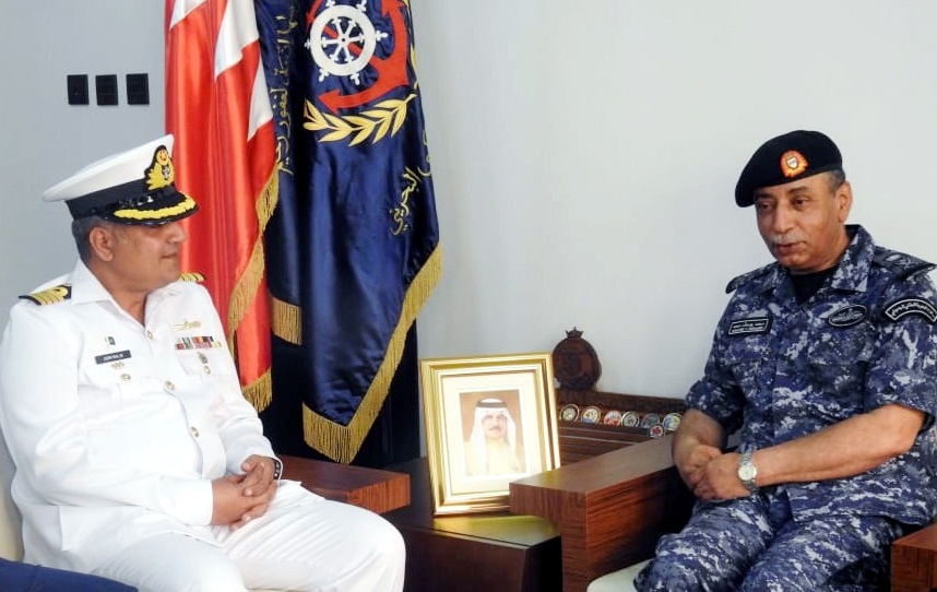 PNS Shamsher pays visit to Mina Salman port of Bahrain