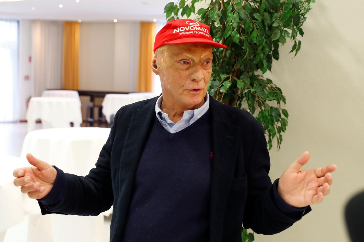 Former F1 champion Niki Lauda dead at 70