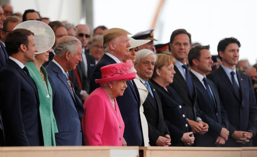 'Thank You' - Queen Elizabeth and world leaders applaud D-Day veterans