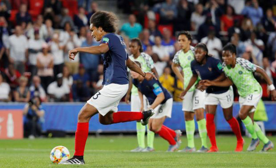 France maintain perfect record with Renard's VAR penalty