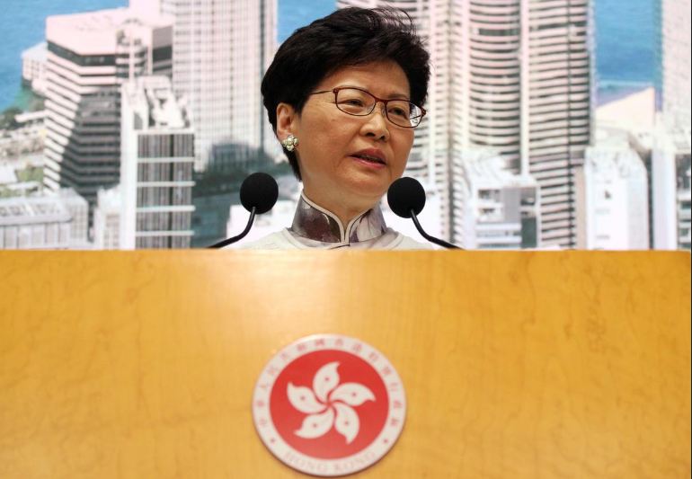 Bowing to pressure, Hong Kong leader suspends extradition bill