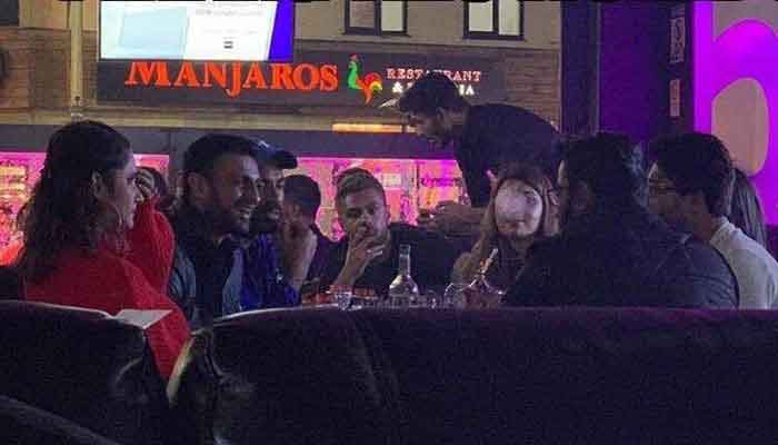 Malik, other cricketers with Sania surfaced at Sheesha bar ahead of India clash