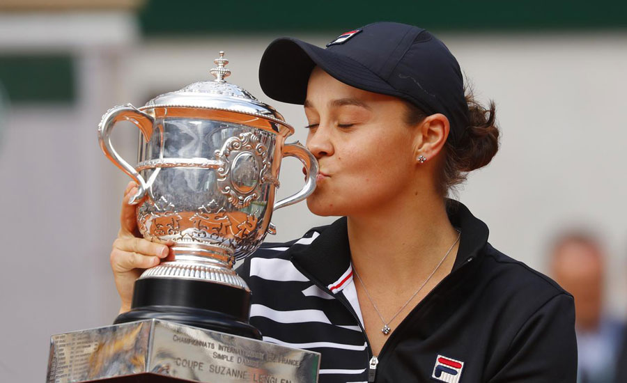 Barty party underway as Ashleigh triumphs in Paris