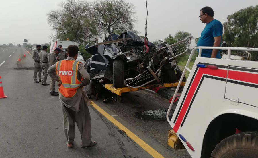SSP Karman Yousaf, his driver die in fatal road crash on M-2 near Sial Morr