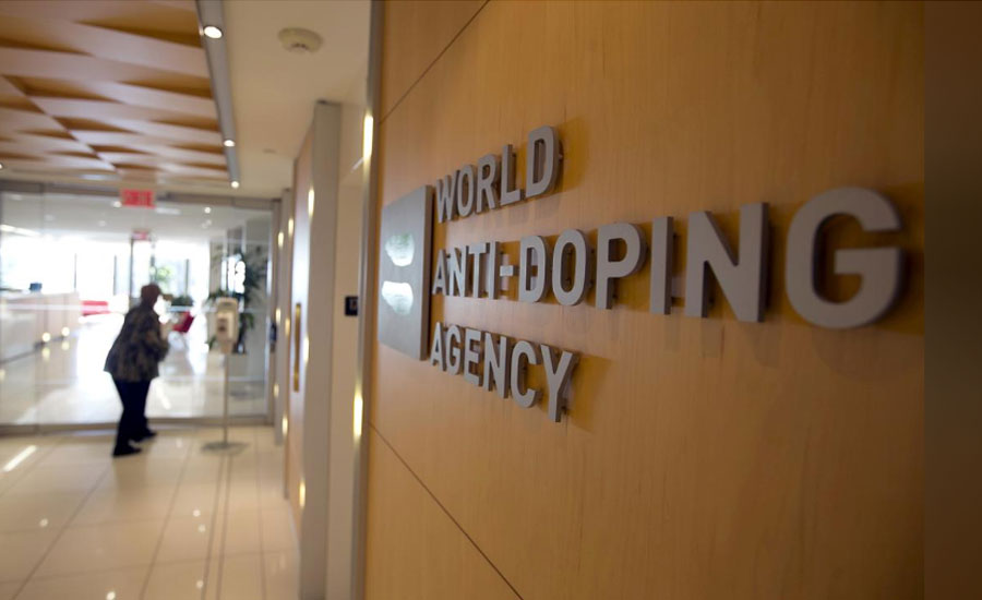 Two Russian boxers competed despite doping bans