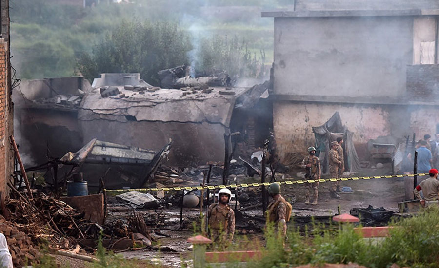 17 killed after Pakistan Army plane crashes near Mora Kalu Rawalpindi