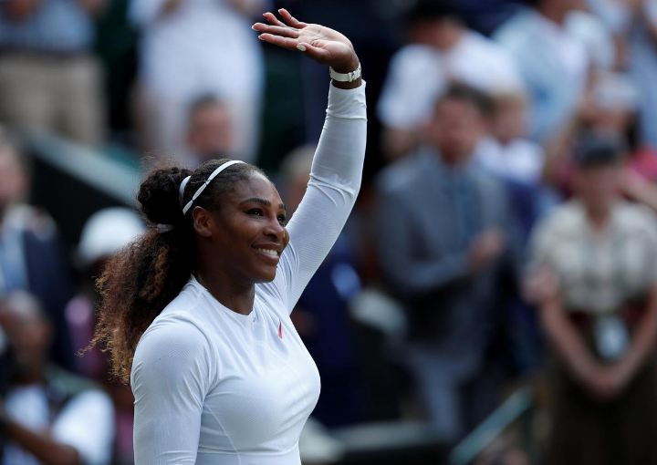 Serena scraps through unexpected dogfight to reach second round