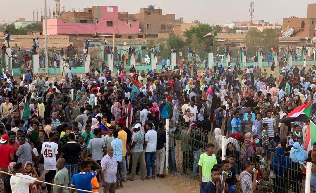 Thousands demonstrate in Sudan to mark 40 days since deadly crackdown