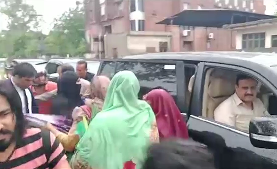 Punjab CM Usman Buzdar visits Lahore areas during incessant rain