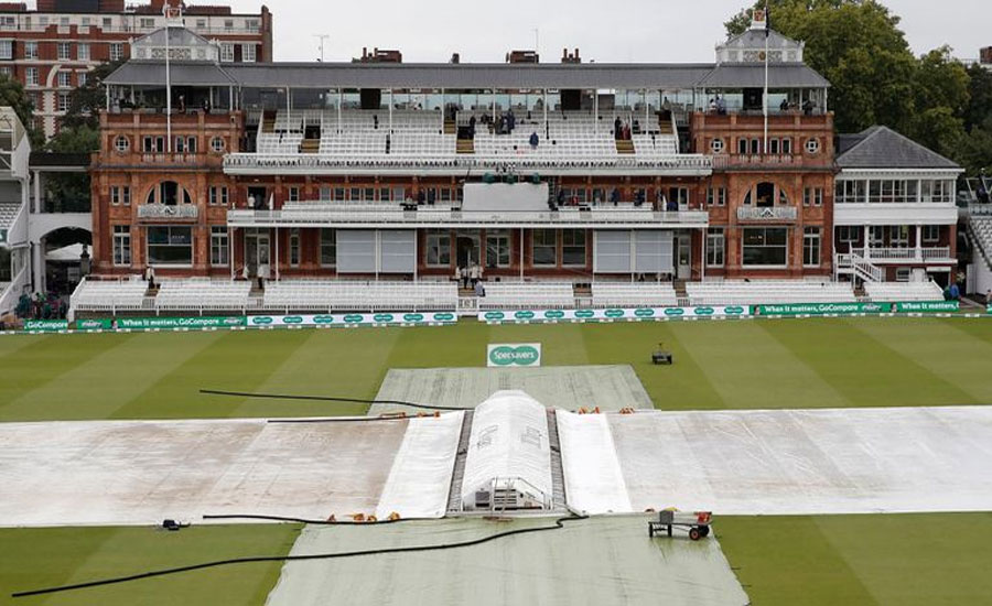 Ashes test: Rain prevents first day play at Lords