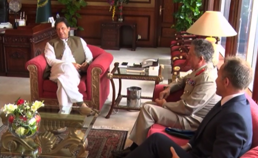 UK Chief of Defence Staff Gen Nicholas Patrick calls on PM Imran Khan