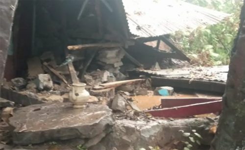 Landslide, 10 lives, Azad Kashmir, Hajira, Pothi Chapriyan, rescue 