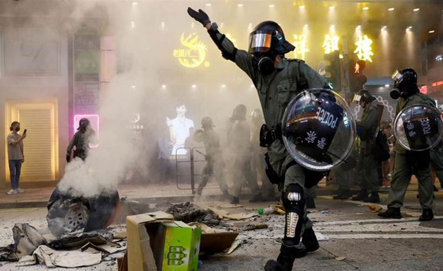Anti-govt demos: HK police target protesters with rubber bullets, tear gas