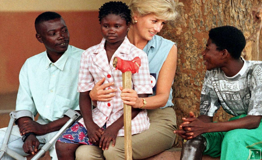 Prince Harry to visit Angola de-mining project, in Diana's footsteps