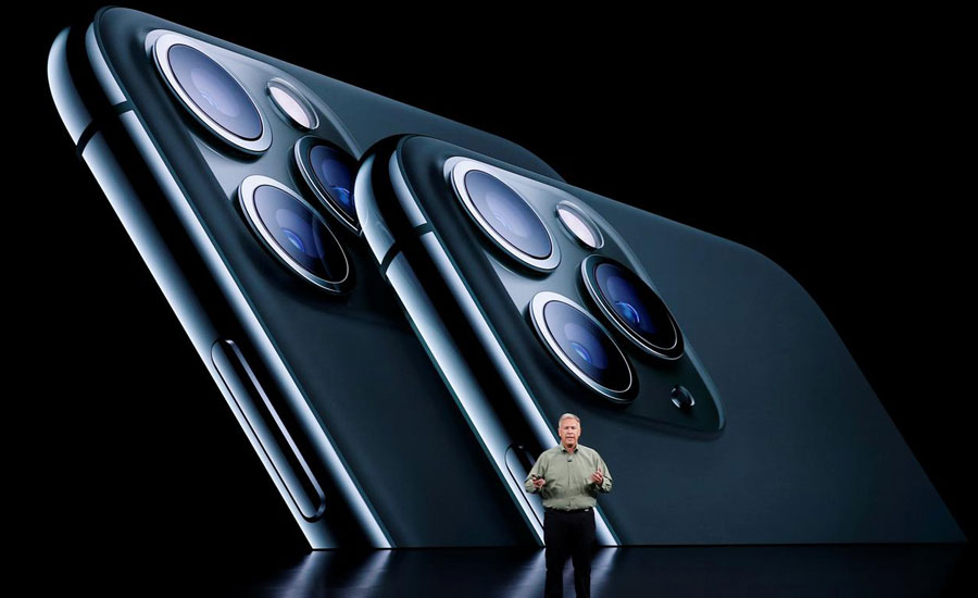 Apple's new iPhones shift smartphone camera battleground to AI
