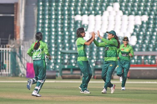 Pakistan, women, thump, Bangladesh, 14 runs, 20I match