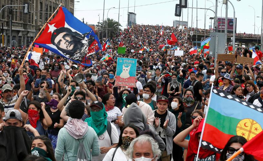 Chileans call for new protests even as Pinera readies cabinet reshuffle