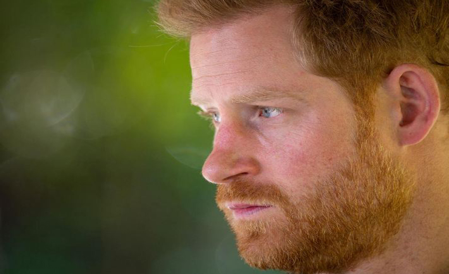 Prince Harry to sue owners of The Sun and Daily Mirror over phone-hacking