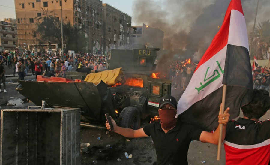 Thousands in bloody protests across Iraq, 31 dead
