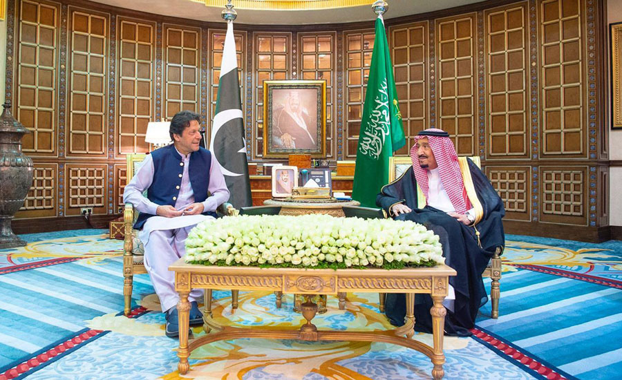 PM Imran Khan meets King Salman, crown prince to reduce Saudi-Iran tension