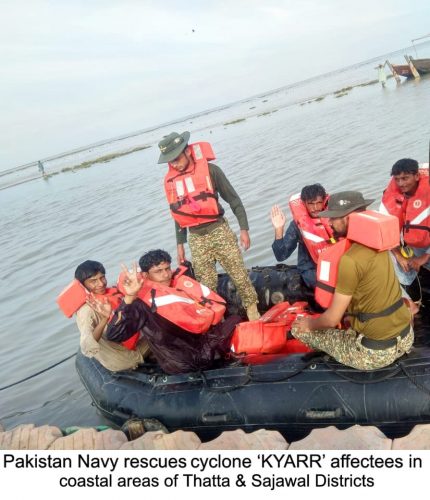 Pak Navy, rescues, cyclone, affectees, Thatta, Sajawal
