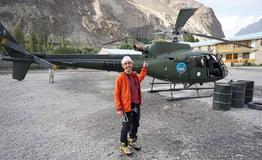 British High Commissioner Thomas Dew thanks Pak Army for rescuing UK climbers