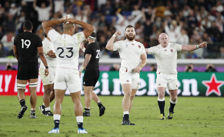 England dominate New Zealand to make Rugby World Cup final