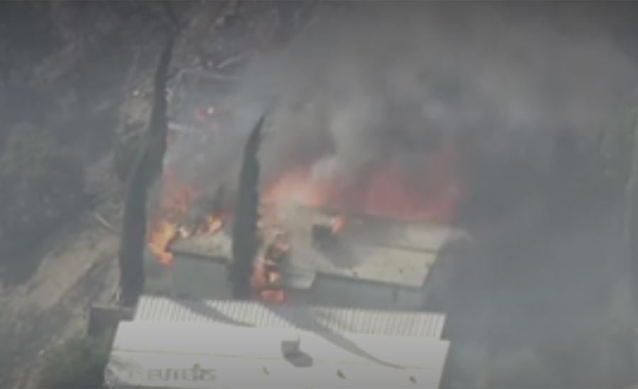 Wildfire destroys homes, causes injuries in California mobile home park