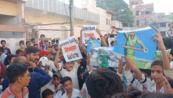 Fans disappointed over Sarfaraz Ahmed’s sacking