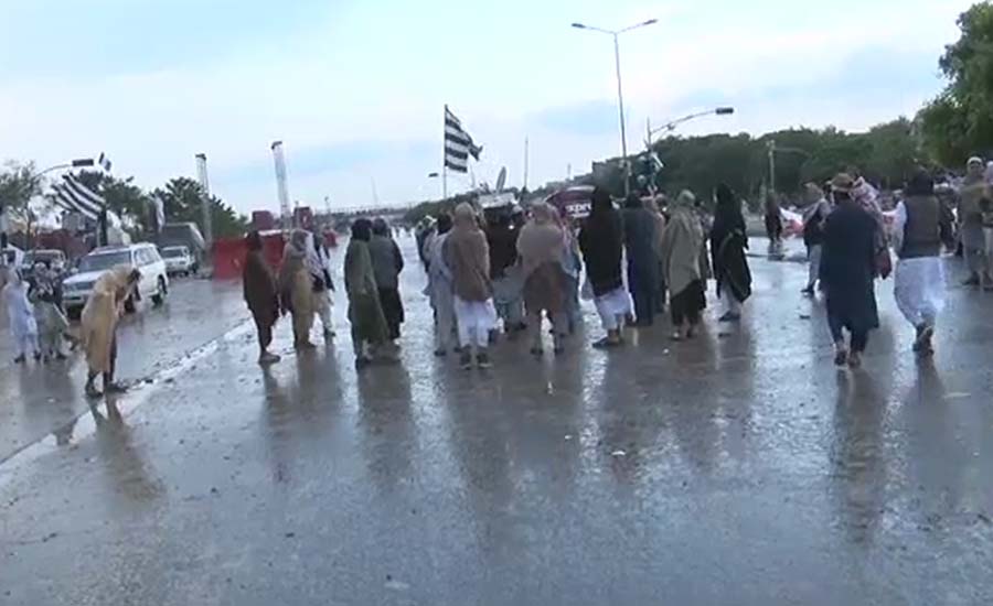 Azadi March participants stuck in troubles after rain in Islamabad