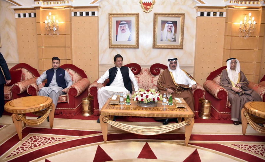 PM Imran Khan calls on Bahrain Crown Prince Salman bin Hamad bin Isa Al Khalifa