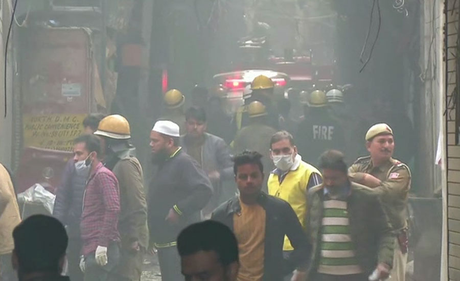 Fire at New Delhi factory kills 32