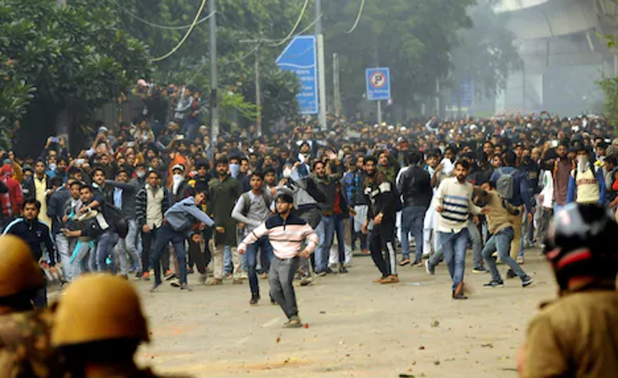 India: Violent protests continue against controversial citizenship law